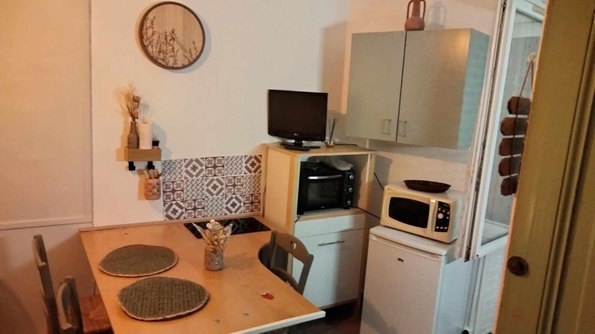 라루브불 Le Nid Douillet Champetre Linge Fourni 아파트 외부 사진